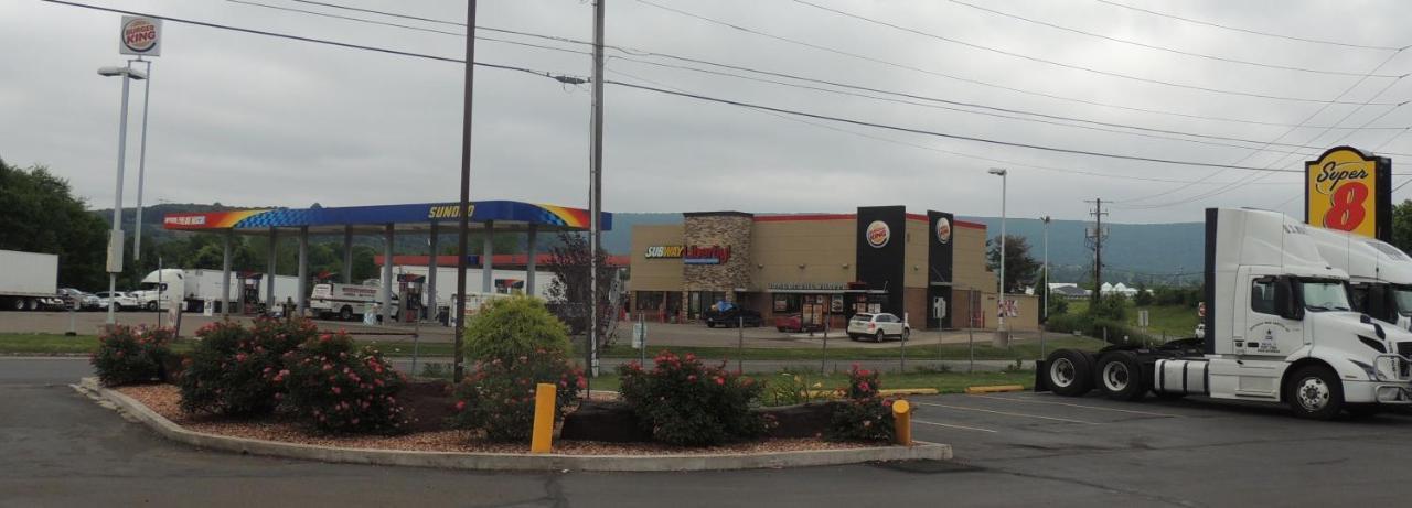 スーパー 8 バイ ウインダム ミフリンビル ニア ブルームズバーグ Mifflinville エクステリア 写真